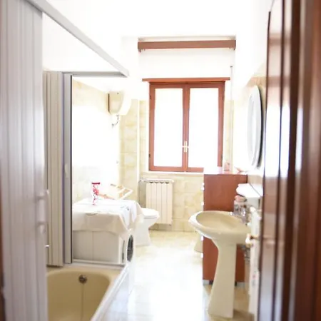 Apartment Il Viaggiatore Errante Fondi